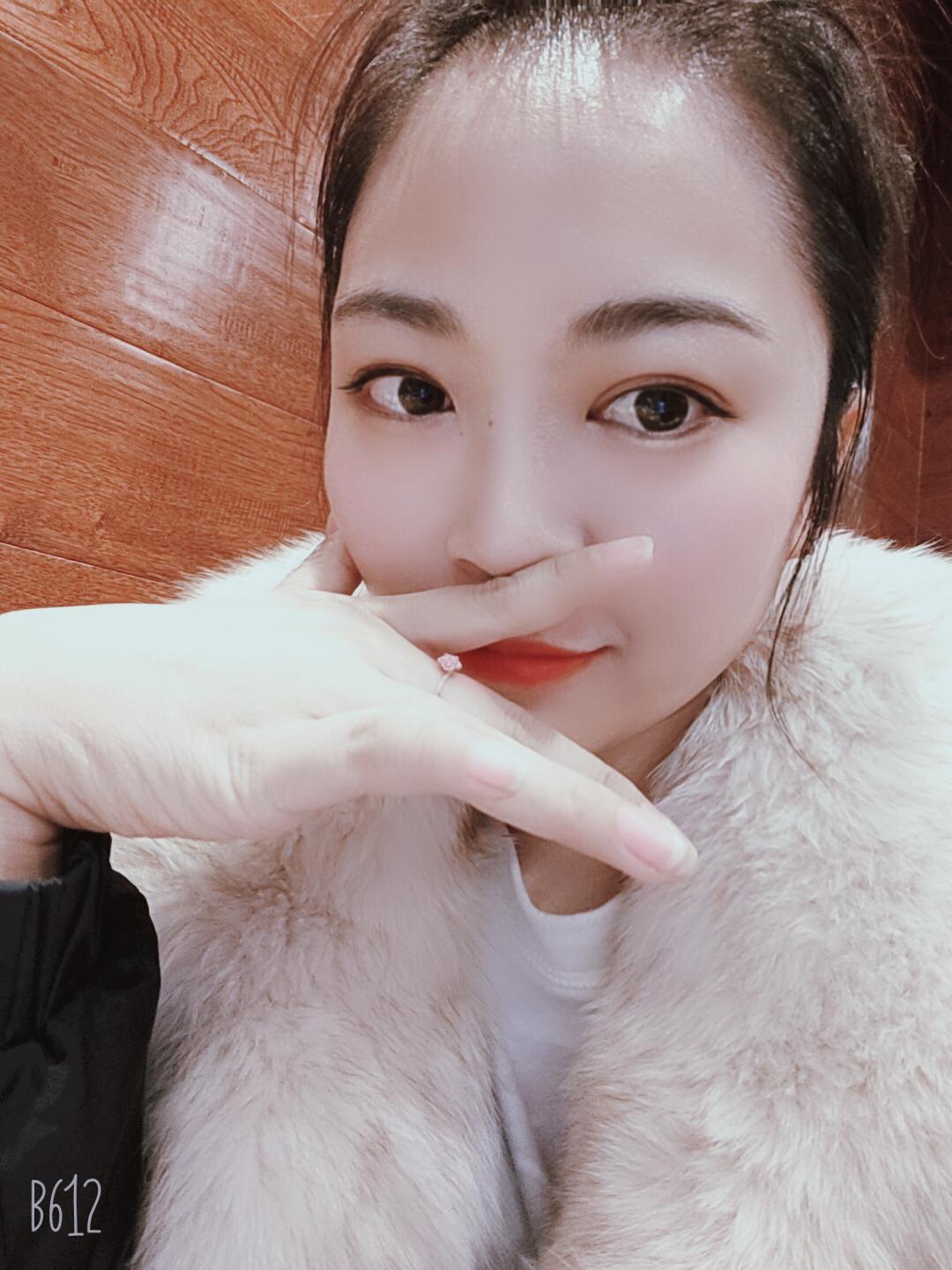 玻尿酸丰下巴